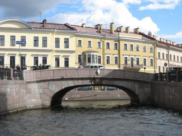 Cruise down the Canals-3